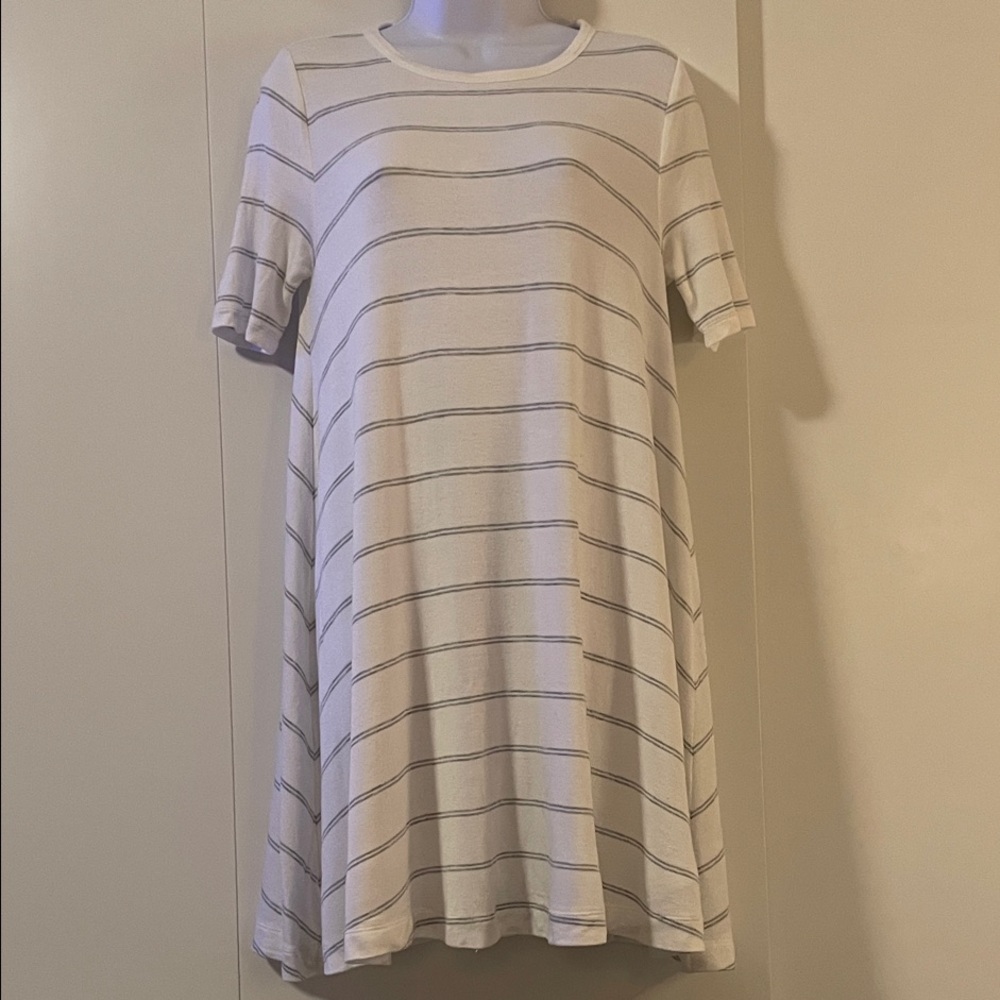 Lou & Grey Striped White and Gray Women's Dress